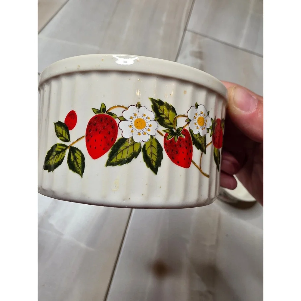 Sheffield Strawberries n Cream Stoneware Ramekin Souffle Dish Set of 3 Japan H3